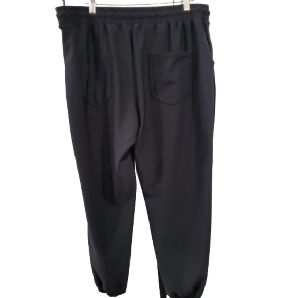 Maze Collection Black Joggers Size 2X - Picture 2 of 11
